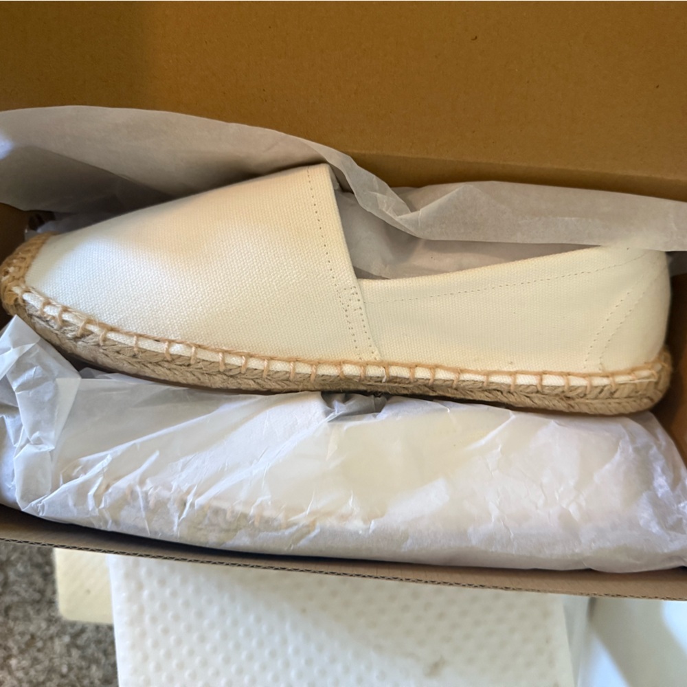 Seastar White Shoes